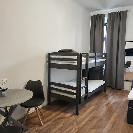 A&M Hostel Apartments Vienna Exterior photo